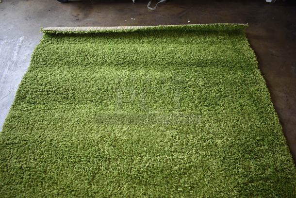 Green Rug. 53x76 - Image 4 of 5