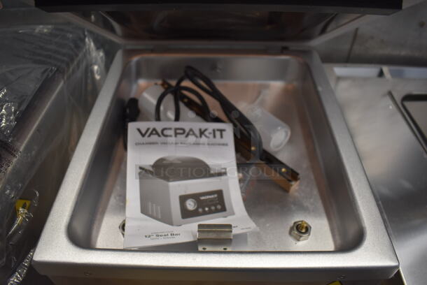 BRAND NEW SCRATCH AND DENT! VacPak-It 186VMC12OP Stainless Steel Commercial Countertop Chamber Vacuum Packing Machine with 12" Seal Bar and Dry Pump. 120 Volts, 1 Phase. 14x17x15. Tested and Working! - Image 4 of 6