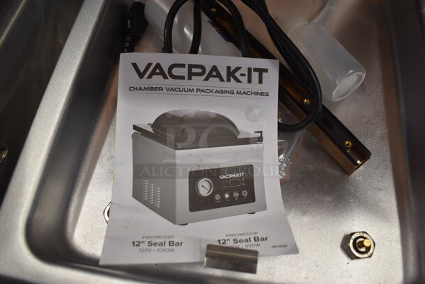 BRAND NEW SCRATCH AND DENT! VacPak-It 186VMC12OP Stainless Steel Commercial Countertop Chamber Vacuum Packing Machine with 12" Seal Bar and Dry Pump. 120 Volts, 1 Phase. 14x17x15. Tested and Working! - Image 5 of 6