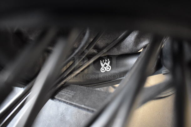 Oculus Rift S PC-Powered VR Gaming Headset w/ 2 Controllers. - Image 6 of 8