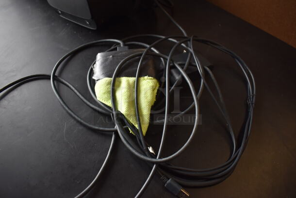 HTC VIVE Pro Virtual Reality Headset w/ 2 Controllers and 2 Base Units. Barely Used. - Image 6 of 9