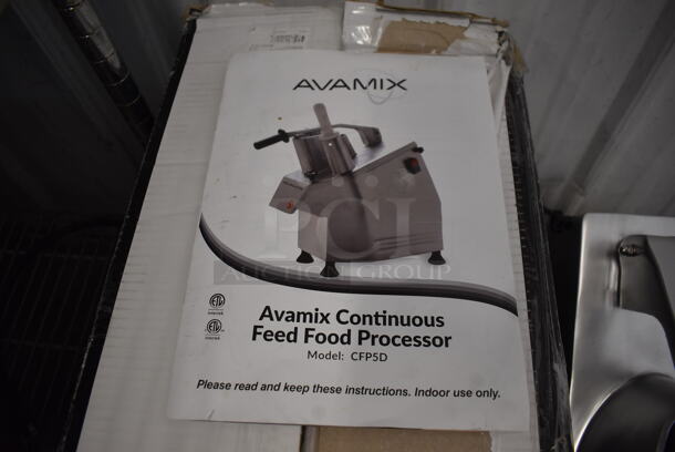 LIKE NEW! AvaMix 177CFP5D Metal Commercial Countertop Dice Continuous Feed Food Processor w/ 6 Slicing Blades, 3 Shredding Blades and 3 Large Blades. Unit Has Only Been Used a Few Times! Goes GREAT w/ Lots 154 and 155! 120 Volts, 1 Phase. 10x22x24. Tested and Working! - Image 4 of 12