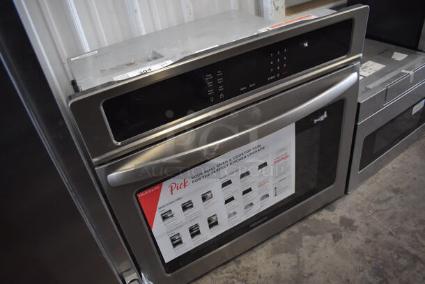 BRAND NEW SCRATCH AND DENT! Frigidaire LFEW3026TFA Stainless Steel Single Deck Electric Powered Oven. 120-208/240 Volts. 30x28x29. Tested and Working! - Image 3 of 5