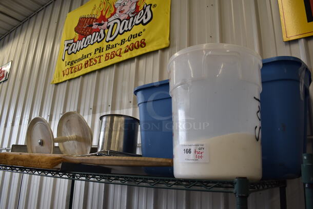 ALL ONE MONEY! Tier Lot of Various Items Including Poly Containers and Brush - Image 1 of 4