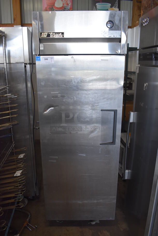2015 True TG1R-1S ENERGY STAR Stainless Steel Commercial Single Door Reach In Cooler w/ Poly Coated Racks on Commercial Casters. 115 Volts, 1 Phase. 29x35x83. Tested and Working! - Image 1 of 6