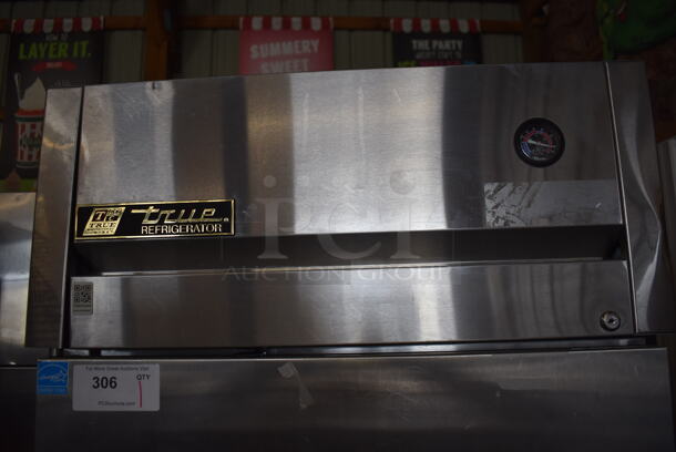 2015 True TG1R-1S ENERGY STAR Stainless Steel Commercial Single Door Reach In Cooler w/ Poly Coated Racks on Commercial Casters. 115 Volts, 1 Phase. 29x35x83. Tested and Working! - Image 4 of 6