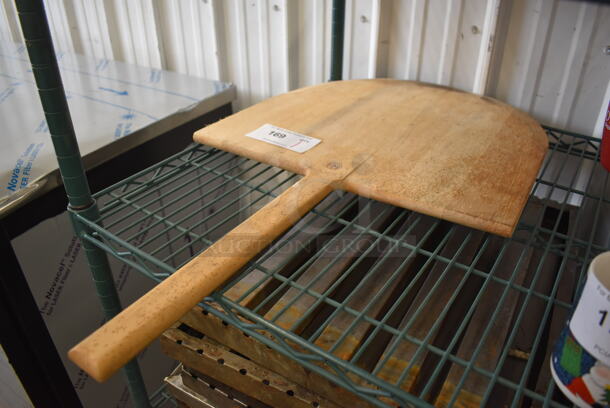 Wooden Pizza Peel. 18x32x1 - Image 1 of 4