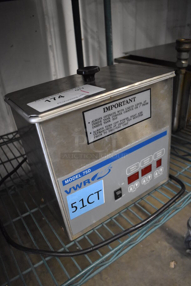 VWR 75D Stainless Steel Countertop Ultrasonic Cleaner. 120 Volts, 1 Phase. 10x6x10. Tested and Working! - Image 2 of 6