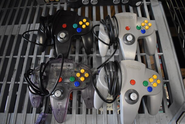 Nintendo 64 NUS-001 Countertop Video Game Console w/ 4 Controllers and 8 Various Games. 10.5x9x3 - Image 2 of 7