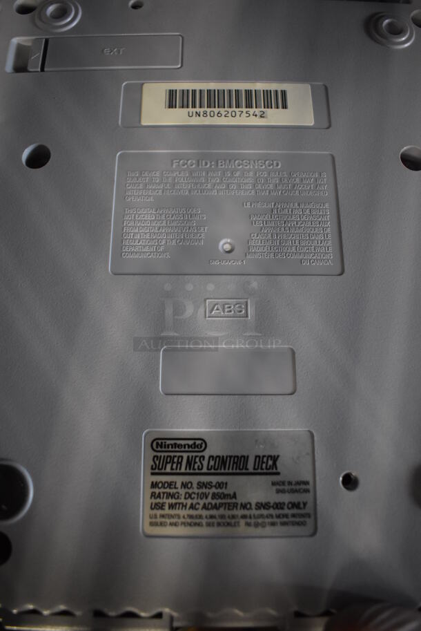Nintendo Super Nintendo NES SNS-001 Gaming Console. 8x9.5x3 - Image 5 of 5