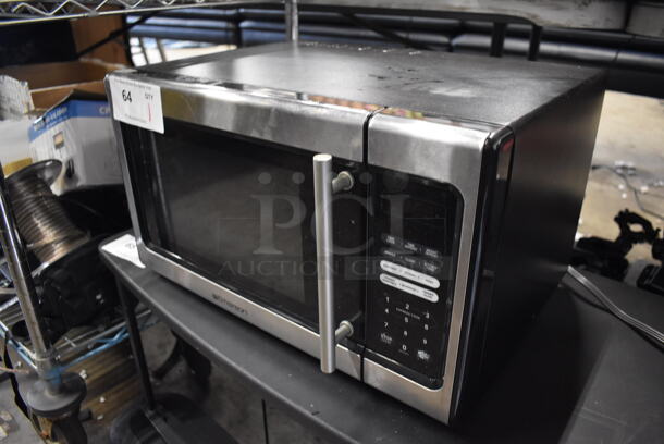2014 Emerson MW9338SB Countertop Microwave Oven w/ Plate. 120 Volts, 1 Phase. 19x15x11 - Image 4 of 6
