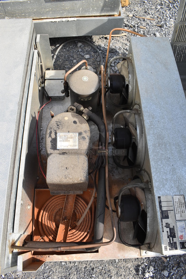 6'x8' Norlake SELF CONTAINED Walk In Cooler Box w/ Copeland RSE4-0075-IAV-204 208/230 Volt, 1 Phase Compressor and Norlake CPB0751C 208-230 Volt, 1 Phase Condenser. Picture of the Unit Before Removal Is Included In the Listing.
 - Image 8 of 10