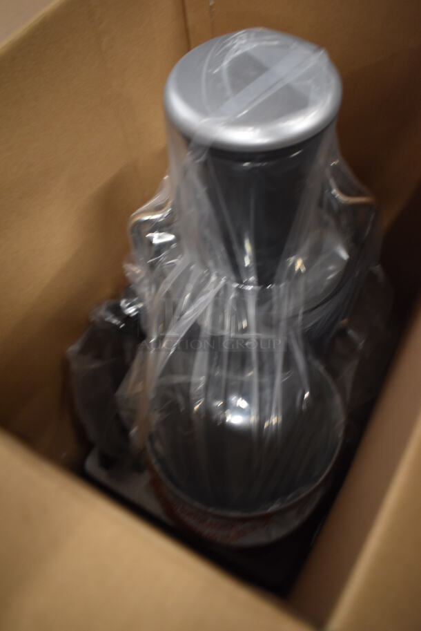 BRAND NEW IN BOX! Breville Stainless Steel Countertop Juicer - Image 3 of 6