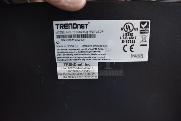 TRENDnet 24-Port Unmanaged Gigabit GREENnet Desktop Switch, Ethernet Network Switch, 24 x 10-100-1000. 11x7x2 - Image 4 of 5