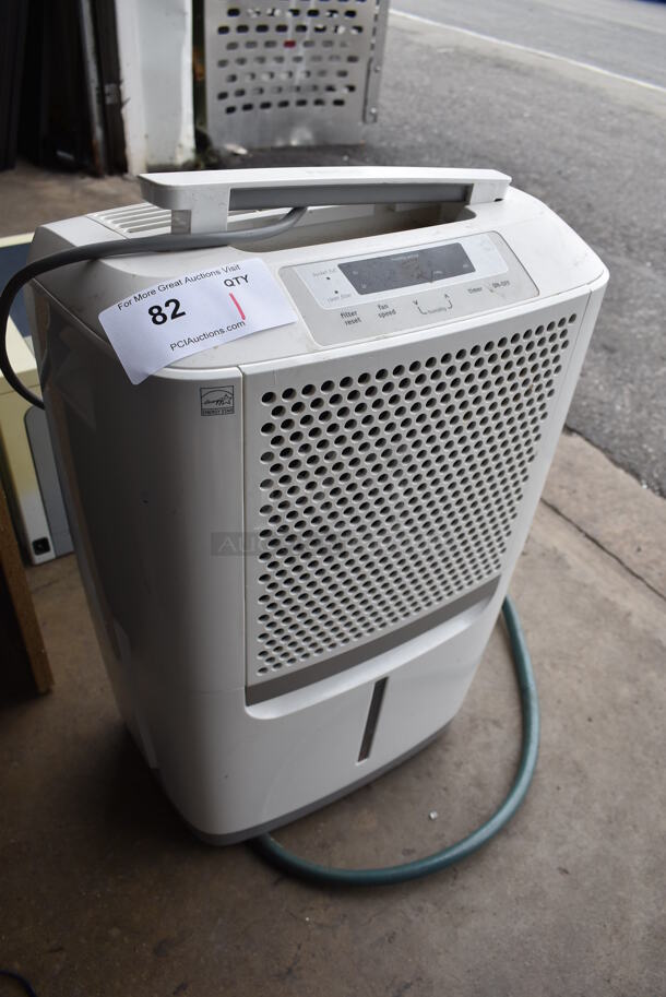 Frigidaire FAD704DUD Dehumidifier. 115 Volts, 1 Phase. 16x11x25 - Image 4 of 6