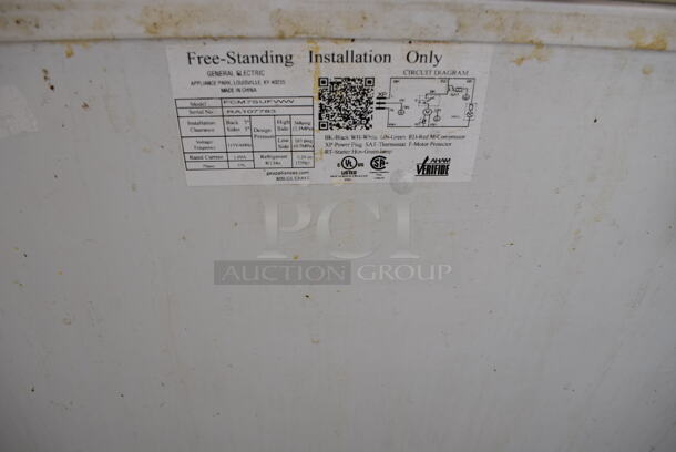 General Electric FCM7SUFWW Chest Freezer. 115 Volts, 1 Phase. 37x21x33.5. Tested and Working! - Image 5 of 6