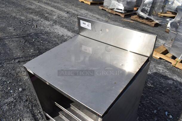 Metal Counter w/ Back Splash and Lower Bottle Merchandiser. Missing 1 Leg. 23x21x36.5 - Image 3 of 6