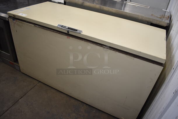 Frigidaire Metal Chest Freezer. 65x29x35.5. Tested and Does Not Power On - Image 5 of 5