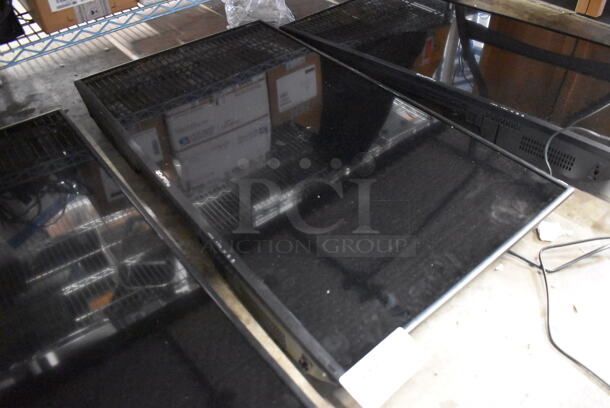 Sceptre H40 40" Television w/ Metal Wall Mount. 100-240 Volts, 1 Phase. Buyer Must Pick Up - We Will Not Ship This Item. Tested and Working! - Image 4 of 5