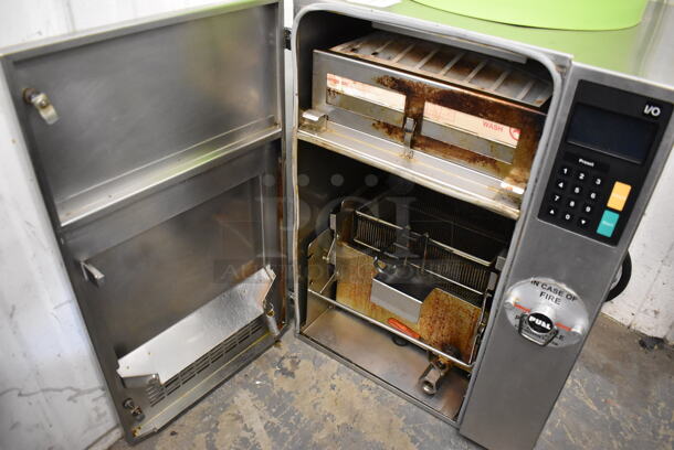 2018 Perfect Fry Company PFC5708 Stainless Steel Commercial Countertop Electric Powered Ventless Fryer. 208 Volts, 1 Phase. 17x16x23 - Image 5 of 6
