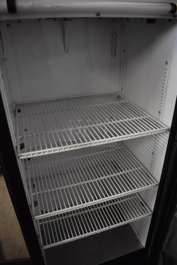 True GDM-12 Metal Commercial Single Door Reach In Cooler Merchandiser w/ Poly Coated Racks. 115 Volts, 1 Phase. 26x24x63. Tested and Working! - Image 3 of 5