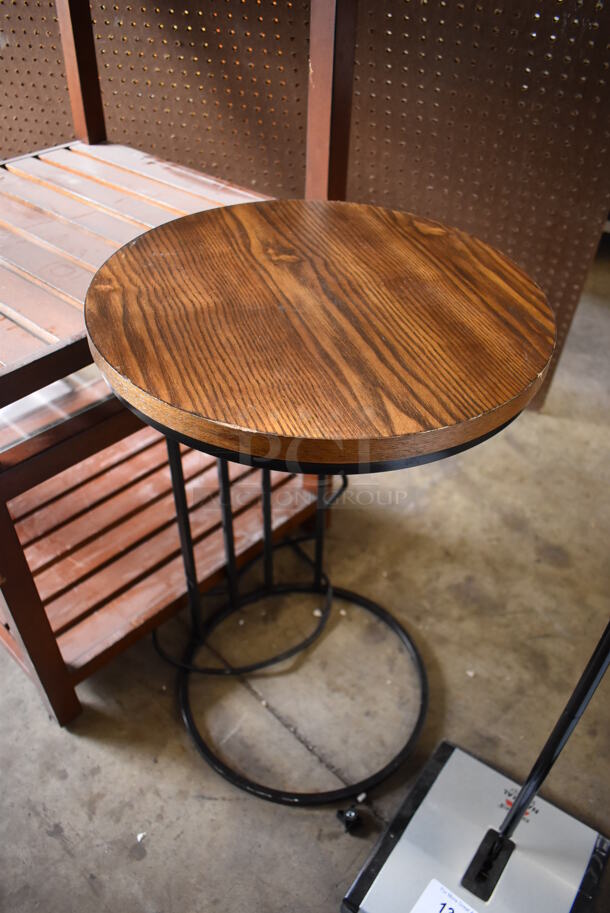 2 Wood Pattern End Tables w/ USB Charge Ports on Black Metal Frame. 16x16x26. 2 Times Your Bid! - Image 1 of 5