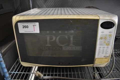 Sharp Countertop Microwave Oven w/ Plate. 21x17x12