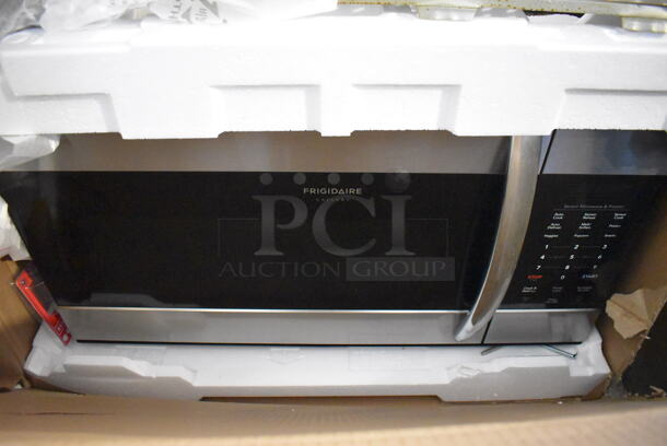 Frigidaire Stainless Steel Commercial Microwave Oven. 30x18x17 - Image 1 of 6