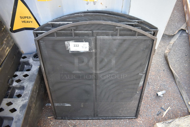 3 Black Metal Mesh Fire Place Guards. Closed: 26x1x31. 3 Times Your Bid!