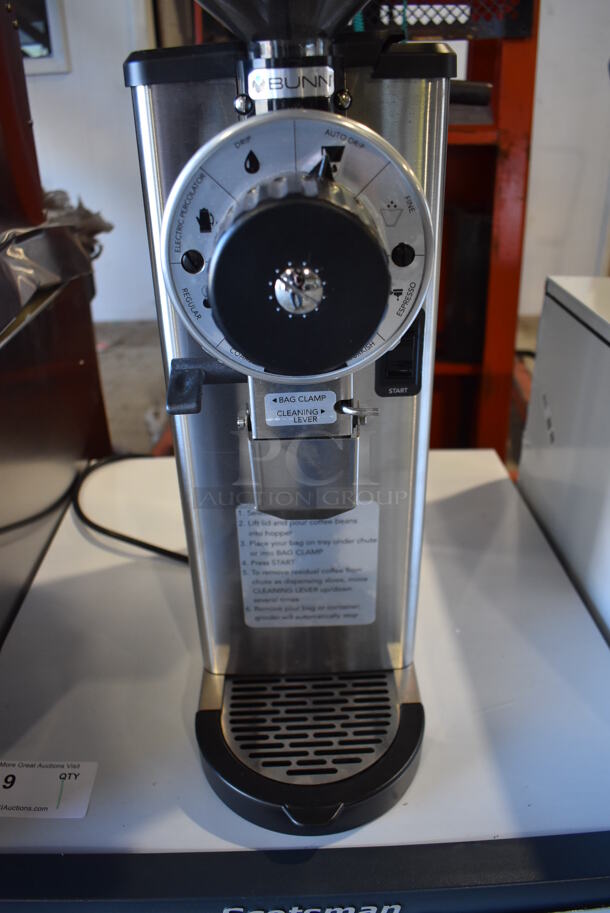 BRAND NEW SCRATCH AND DENT! Bunn GVH-2 2 lb. Stainless Steel Commercial Countertop Bulk Coffee Bean Grinder. Top Panel Is Cracked and Bottom Catch Pan is Broken. 120 Volts, 1 Phase. 8x18x25. Tested and Working! - Image 6 of 9