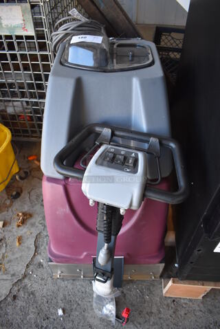 BRAND NEW SCRATCH AND DENT! Minuteman X17115HP X17 17" 100 PSI Corded Carpet Extractor Cleaning Machine. Front Top Plate is Cracked, Hose Holder Is Broken and Handle Isn't Mounted Due To a Missing Screw. 115 Volts, 1 Phase. 16x36x32. Tested and Working!