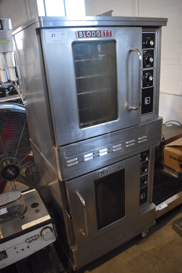 2 Blodgett Stainless Steel Commercial Natural Gas Powered Half Size Convection Oven w/ View Through Doors, Metal Oven Racks and Thermostatic Controls on Commercial Casters. 30x25x67. 2 Times Your Bid! - Image 8 of 8