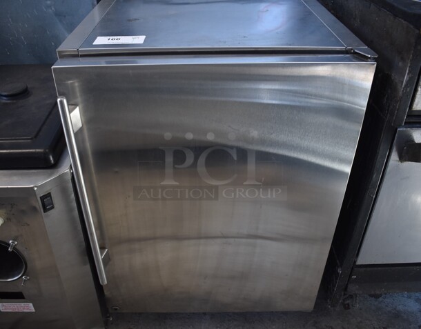 2016 True TUR-24-R-SS-B Stainless Steel Commercial Single Door Undercounter Cooler. 115 Volts, 1 Phase. 24x24x34. Tested and Does Not Power On