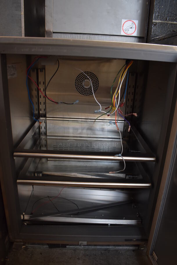 2016 True TUR-24-R-SS-B Stainless Steel Commercial Single Door Undercounter Cooler. 115 Volts, 1 Phase. 24x24x34. Tested and Does Not Power On - Image 4 of 6