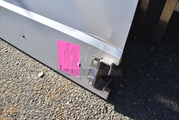BRAND NEW SCRATCH AND DENT! Curtron Service-Pro Series 20 Single Aluminum Swinging Traffic Door. 48x2.5x82.5 - Image 3 of 5