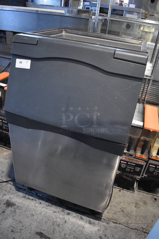 Scotsman B530S Stainless Steel Commercial Ice Bin. 30x34x51 - Image 2 of 7