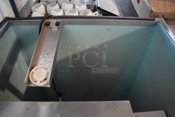 Stainless Steel Commercial Hotel Ice Dispenser. 30x33x58 - Image 5 of 6