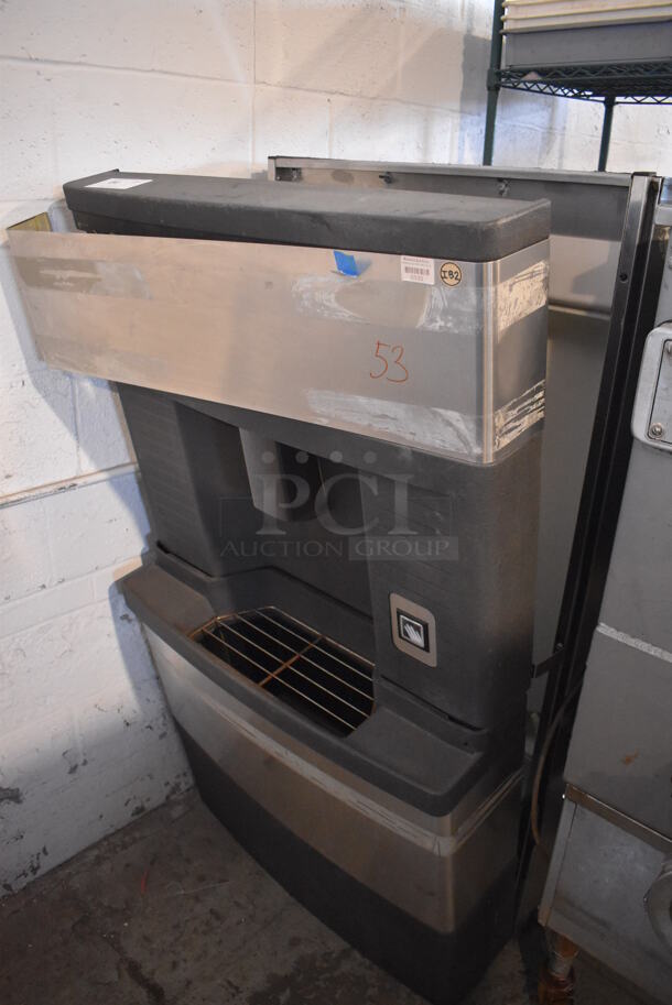 Stainless Steel Commercial Hotel Ice Dispenser. 30x33x58 - Image 6 of 6