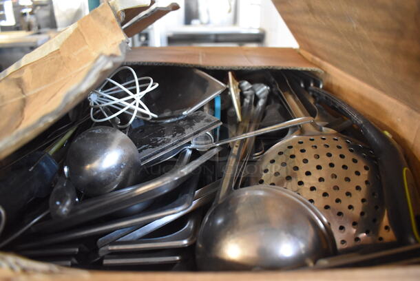 ALL ONE MONEY! Tier Lot of Various Items Including Utensils and Dough Bins - Image 4 of 4