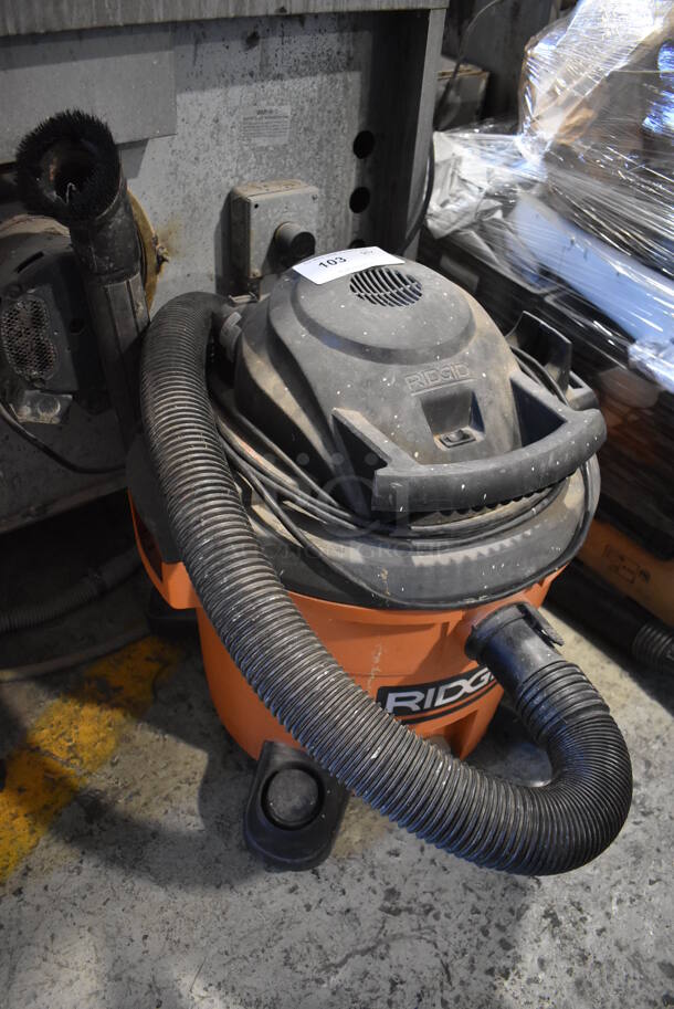 Rigid Orange and Black Poly Wet Dry Shop Vac Vacuum Cleaner. 21x21x24. Tested and Working! - Image 3 of 5