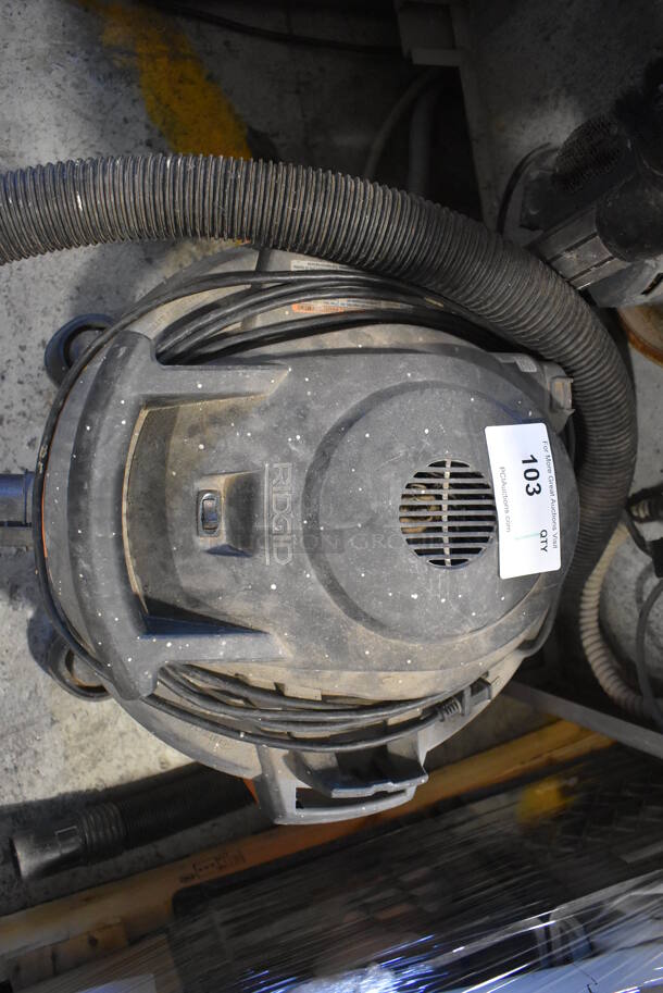 Rigid Orange and Black Poly Wet Dry Shop Vac Vacuum Cleaner. 21x21x24. Tested and Working! - Image 4 of 5