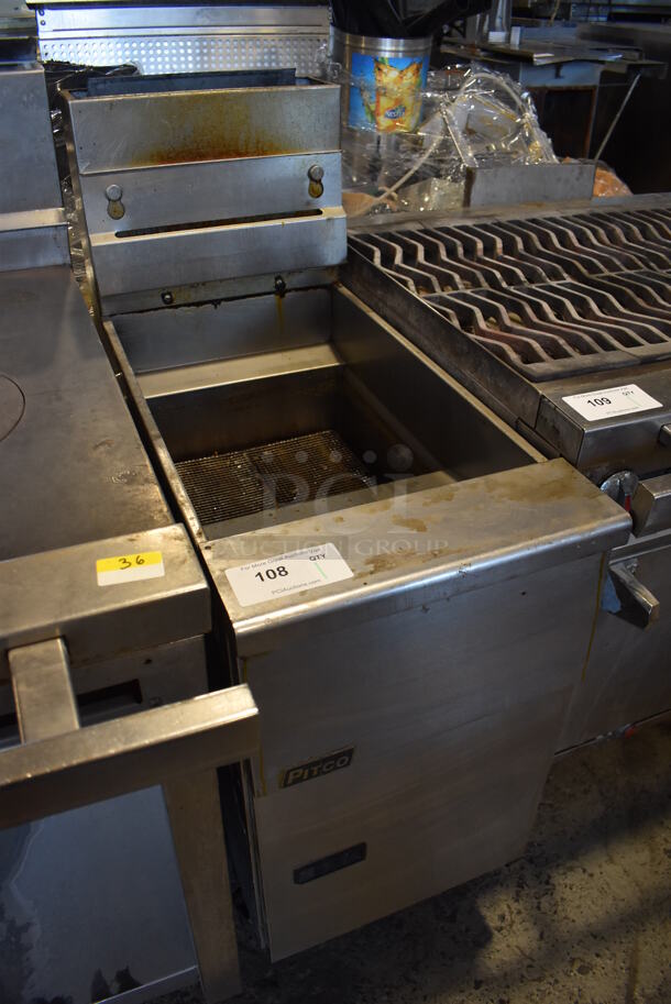 Pitco Frialator SG14 Stainless Steel Commercial Floor Style Natural Gas Powered Deep Fat Fryer on Commercial Casters. 110,000 BTU. 15.5x34x48 - Image 2 of 7