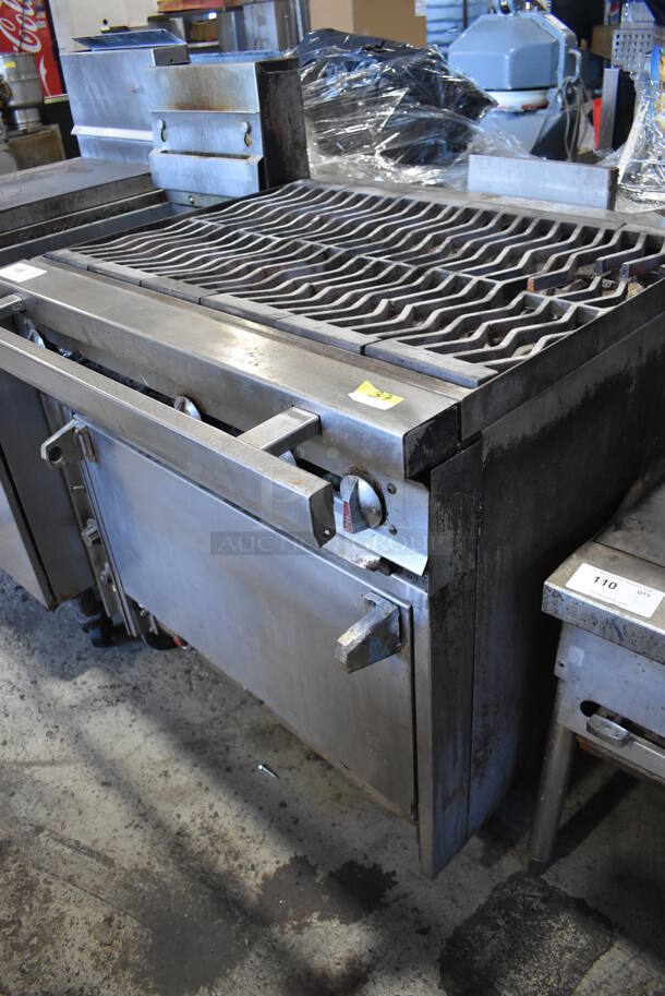 Jade Range Stainless Steel Commercial Natural Gas Powered 6 Burner Charbroiler Style Grill w/ Convection Oven on Commercial Casters. 36x40x37 - Image 4 of 7