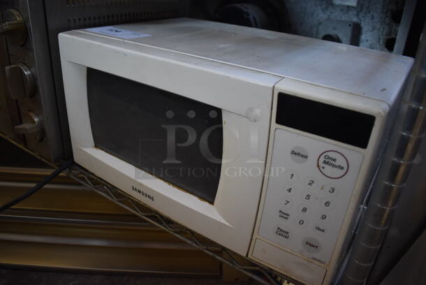 Samsung Metal Countertop Microwave Oven w/ Plate. 115 Volts, 1 Phase. 18x12x10 - Image 3 of 5