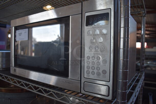 General Electric JES1142SJ 04 Stainless Steel Countertop Microwave Oven w/ Plate. 120 Volts, 1 Phase. 21x15x12 - Image 6 of 6