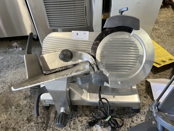 BRAND NEW SCRATCH AND DENT! Hobart Centerline EDGE14-11 Stainless Steel Commercial Countertop Meat Slicer w/ Blade Sharpener. Backside Knob Is Broken and Guard Is Off. 115 Volts, 1 Phase. 30x24x22. Tested and Working!