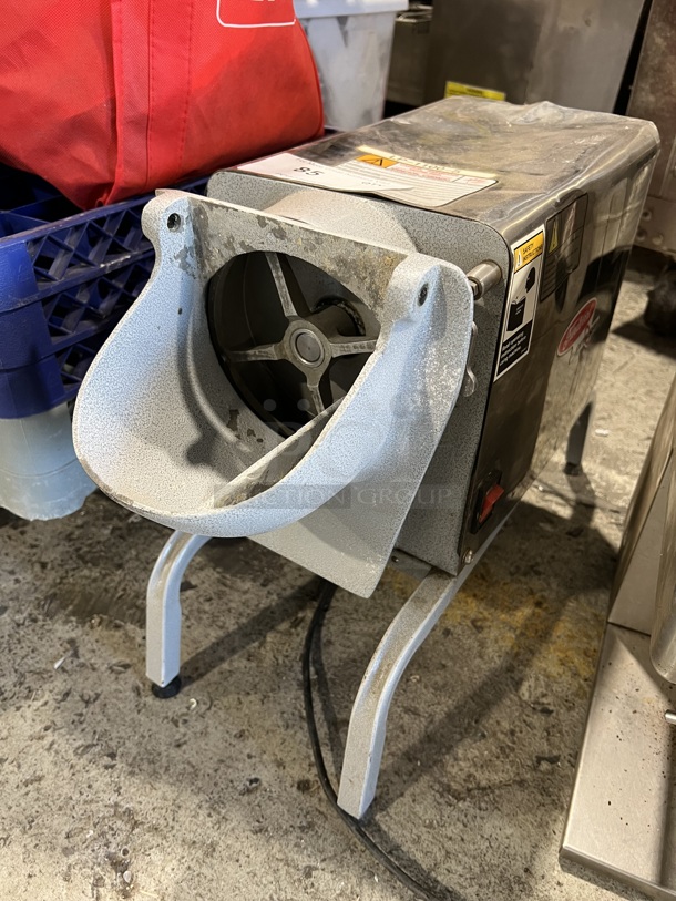 Fleetwood Skyfood RQ-150 Metal Commercial Countertop Power Shredder. 110 Volts, 1 Phase. 9x19x16. Tested and Working! - Image 1 of 10