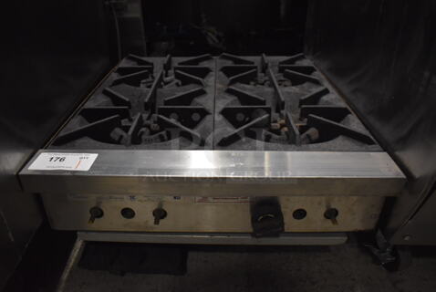 Rankin-Delux RDHP-424 Stainless Steel Commercial Countertop Natural Gas Powered 4 Burner Range. 20,000 BTU. 24x27x11
