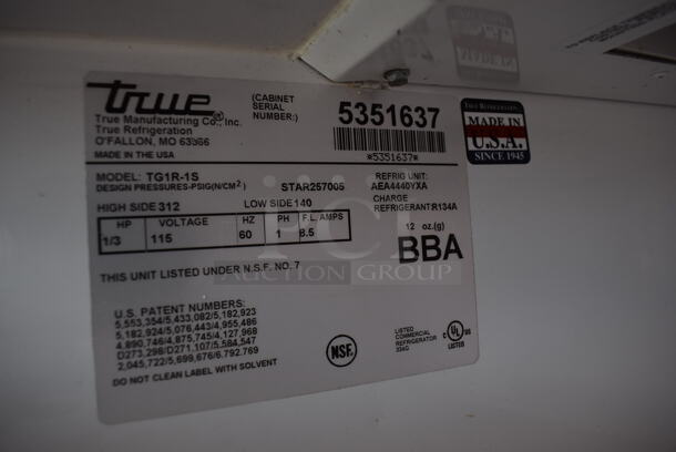 2010 True TG1R-1S ENERGY STAR Stainless Steel Commercial Single Door Reach In Cooler w/ Poly Coated Racks on Commercial Casters. 115 Volts, 1 Phase. 29x35x83. Tested and Working! - Image 5 of 6