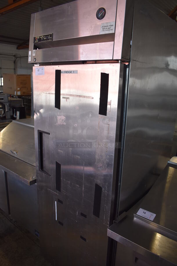 2010 True TG1R-1S ENERGY STAR Stainless Steel Commercial Single Door Reach In Cooler w/ Poly Coated Racks on Commercial Casters. 115 Volts, 1 Phase. 29x35x83. Tested and Working! - Image 6 of 6